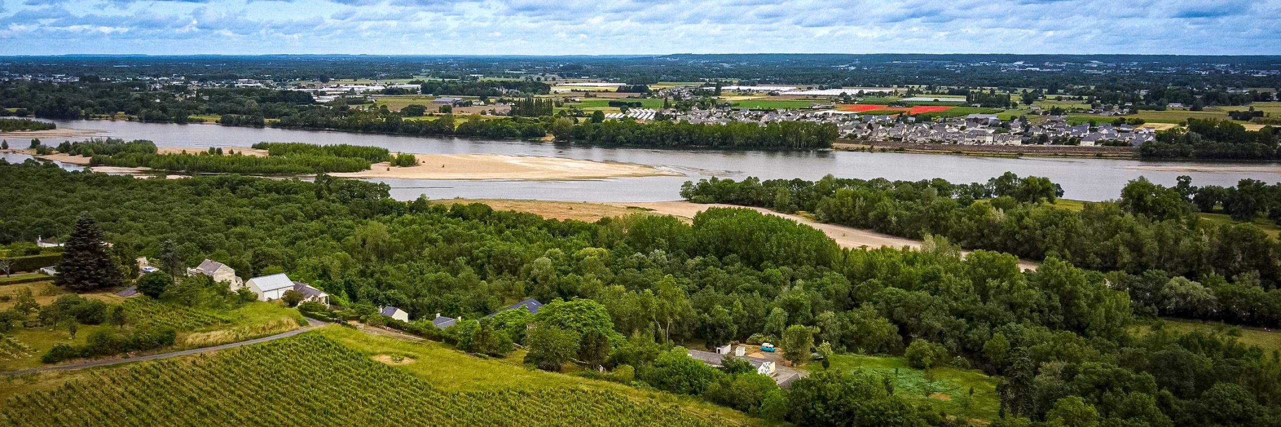 photo aérienne drone vallée de la Loire